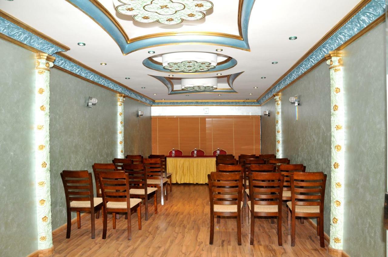 Hotel Di-Palace Riyad Dış mekan fotoğraf