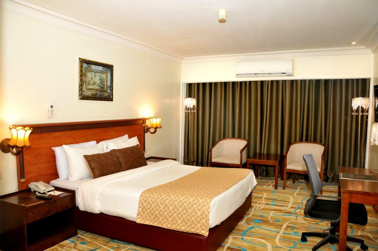 Hotel Di-Palace Riyad Dış mekan fotoğraf